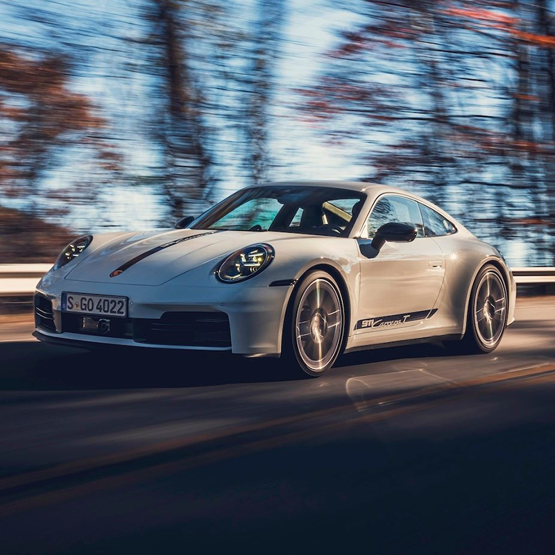 911